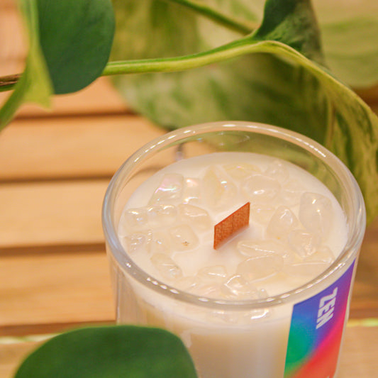 Mini Angel Aura Quartz Crystal Candle – 2.5 oz